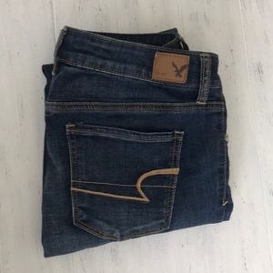 AE NWOT sz 6 skinny jean